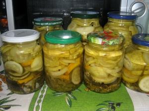 Маринованные кабачки по-болгарски Как приготовить маринованные кабачки по-болгарски без стерилизации